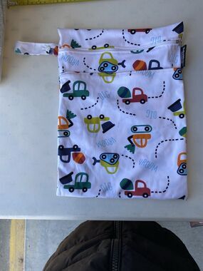 BabyMojos Construction Trucks Vroom Dig Wet Bag Dual Zipper Pockets